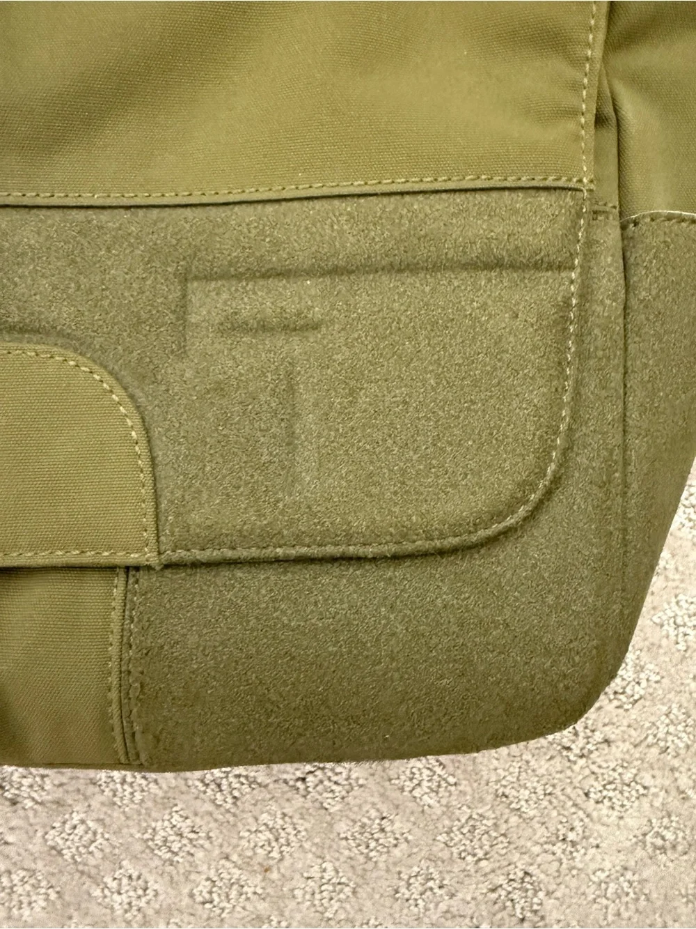 Tumi Olive Green Nylon Messenger Crossbody Laptop Travel Shoulder Bag